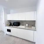 Marisabella 1 * Bari