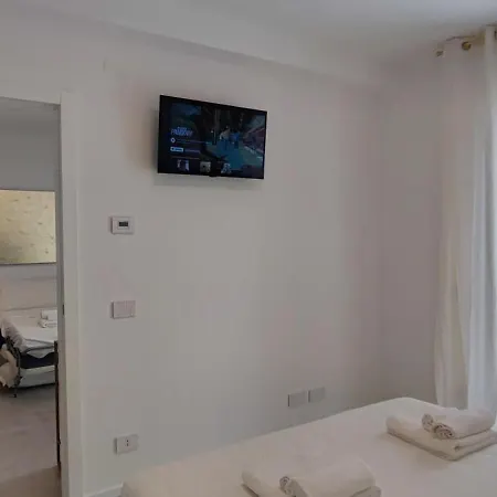 Sea Sense 1 Apartment